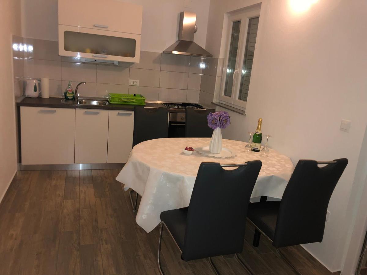 Apartmani Ivana Црес Екстер'єр фото